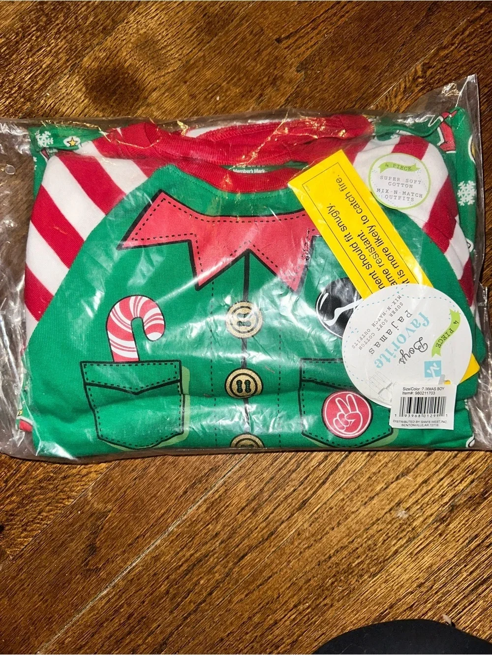 Members Mark festive green